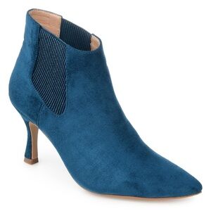 Elegant Blue Suede Ankle Boots size 9 NEW
